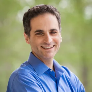 Rabbi Natan Trief headshot