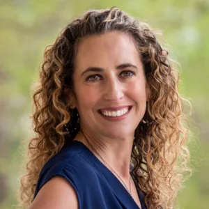 Helaine Milch-Schroder headshot