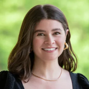 Carrie Bohn headshot