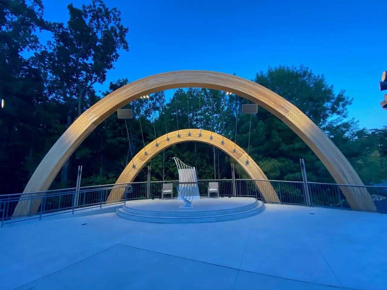 Lonnie Cooper Outdoor Chapel at night
