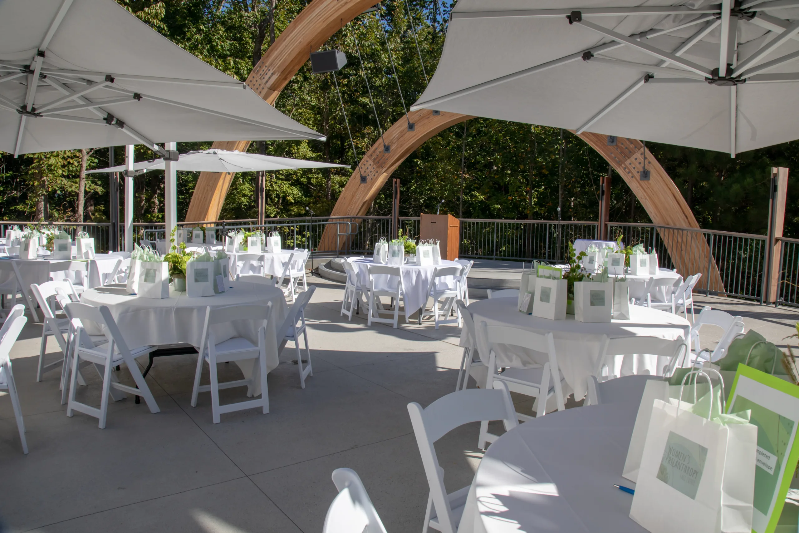 Lonnie Cooper Outdoor Chapel event
